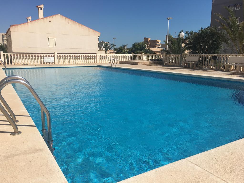 Apartamentos Arenales Del Sol Luaran gambar